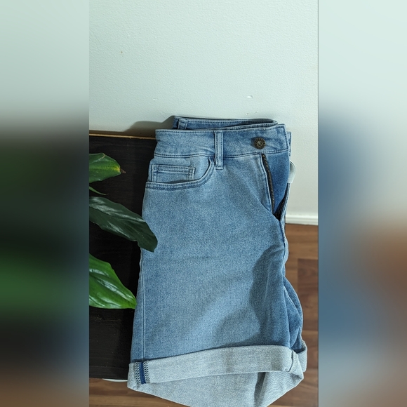 Parasuco Denim shorts - Picture 4 of 4